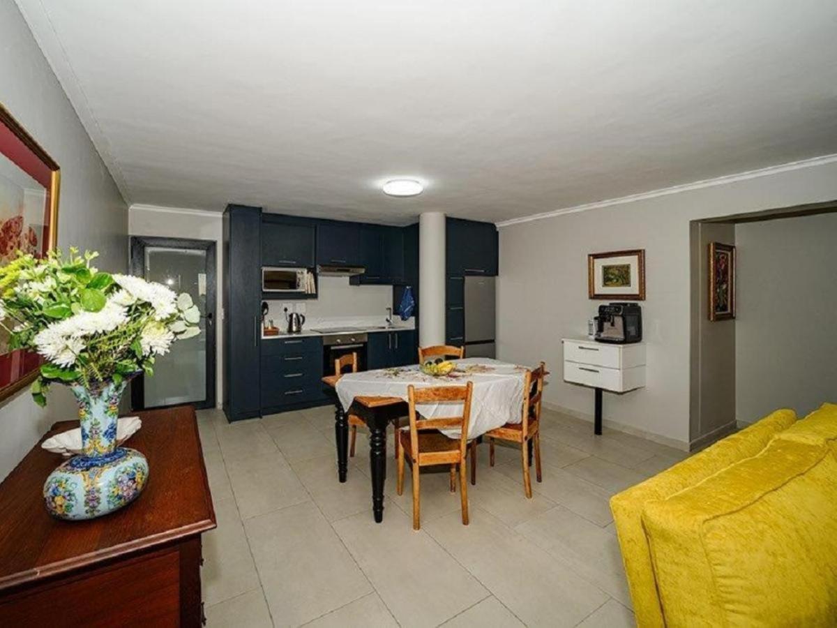 Orca House Appartement Yzerfontein Buitenkant foto